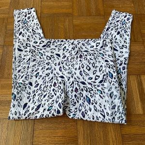 Fabletics snow leopard leggings M